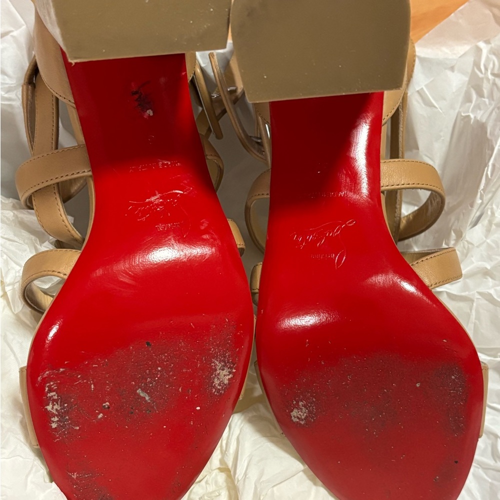 Elegant Tan Strappy Sandals - Picture 7 of 12